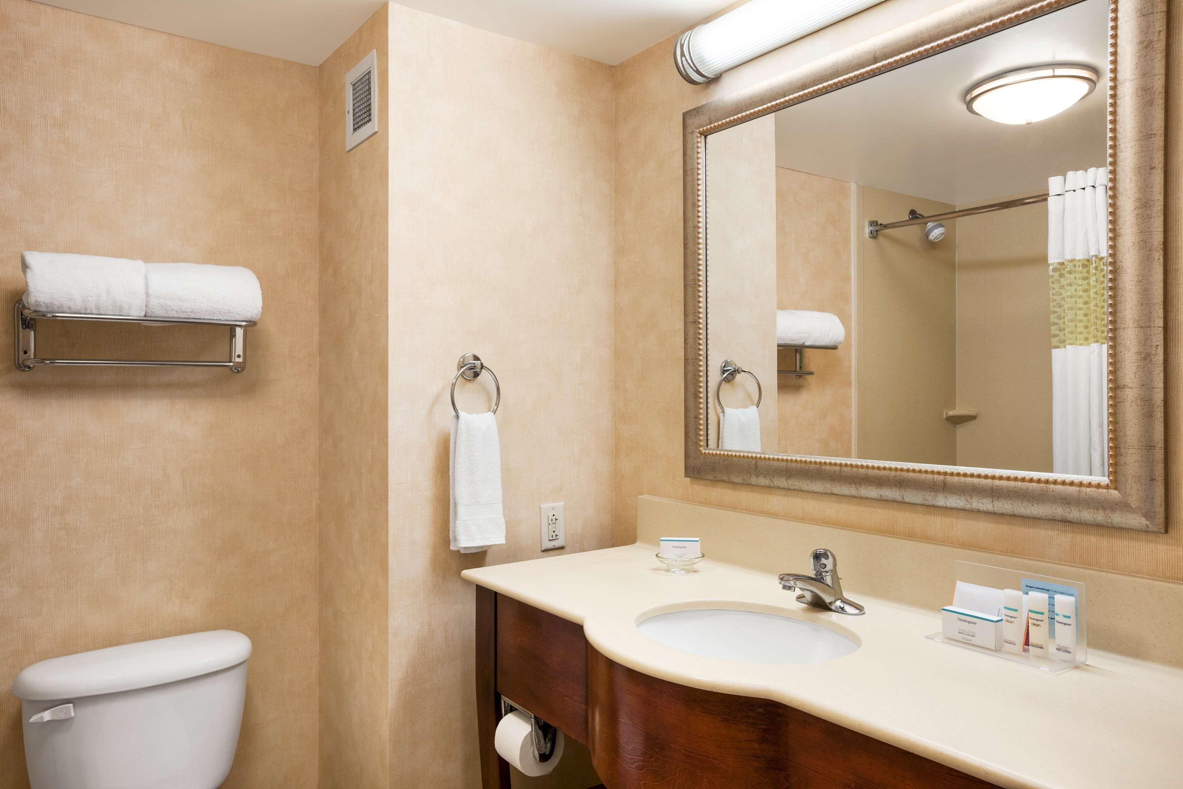Hampton Inn Geneva Ngoại thất bức ảnh