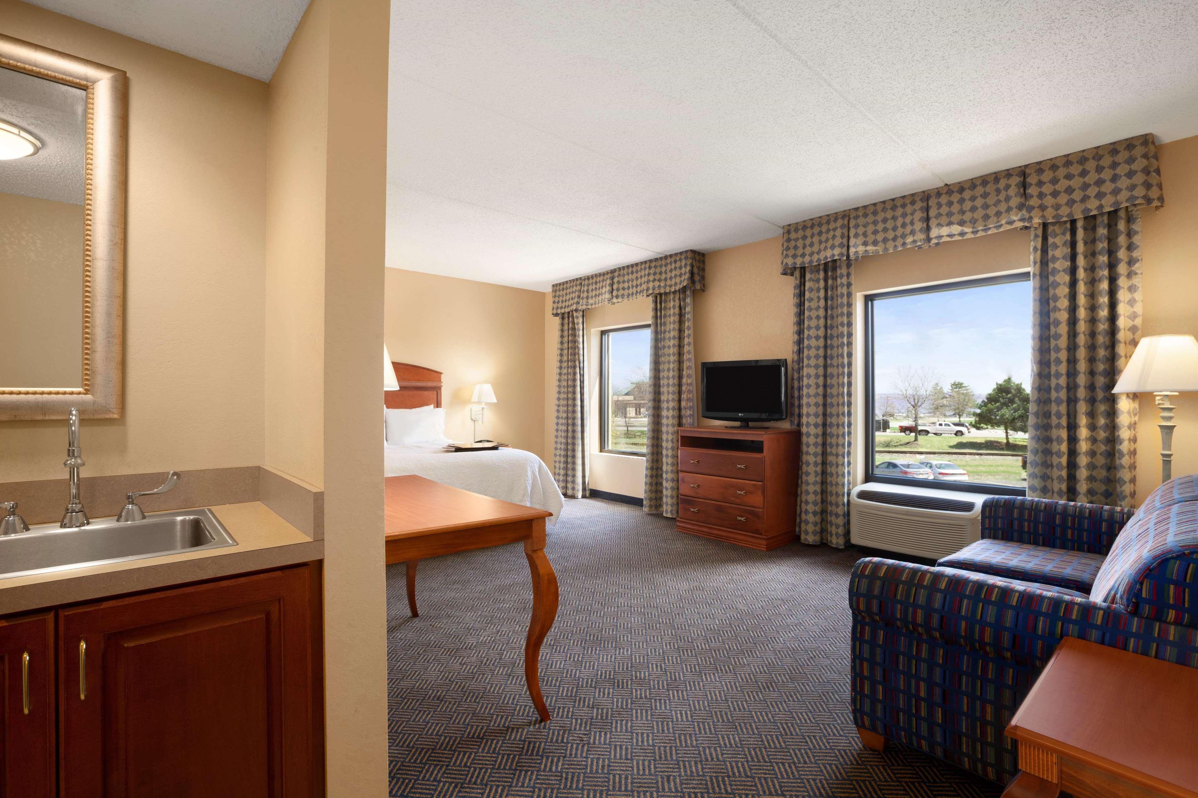 Hampton Inn Geneva Ngoại thất bức ảnh