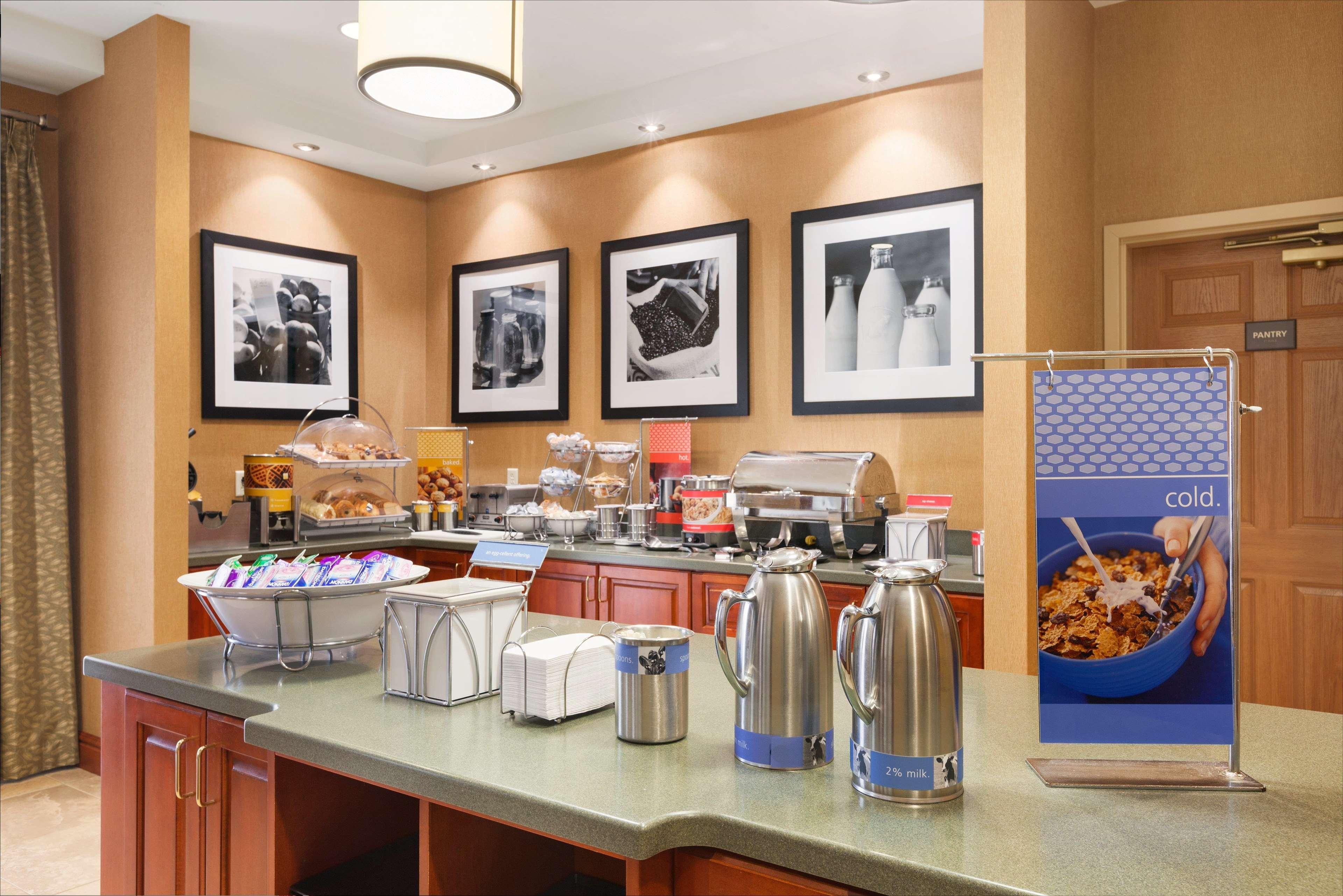 Hampton Inn Geneva Ngoại thất bức ảnh