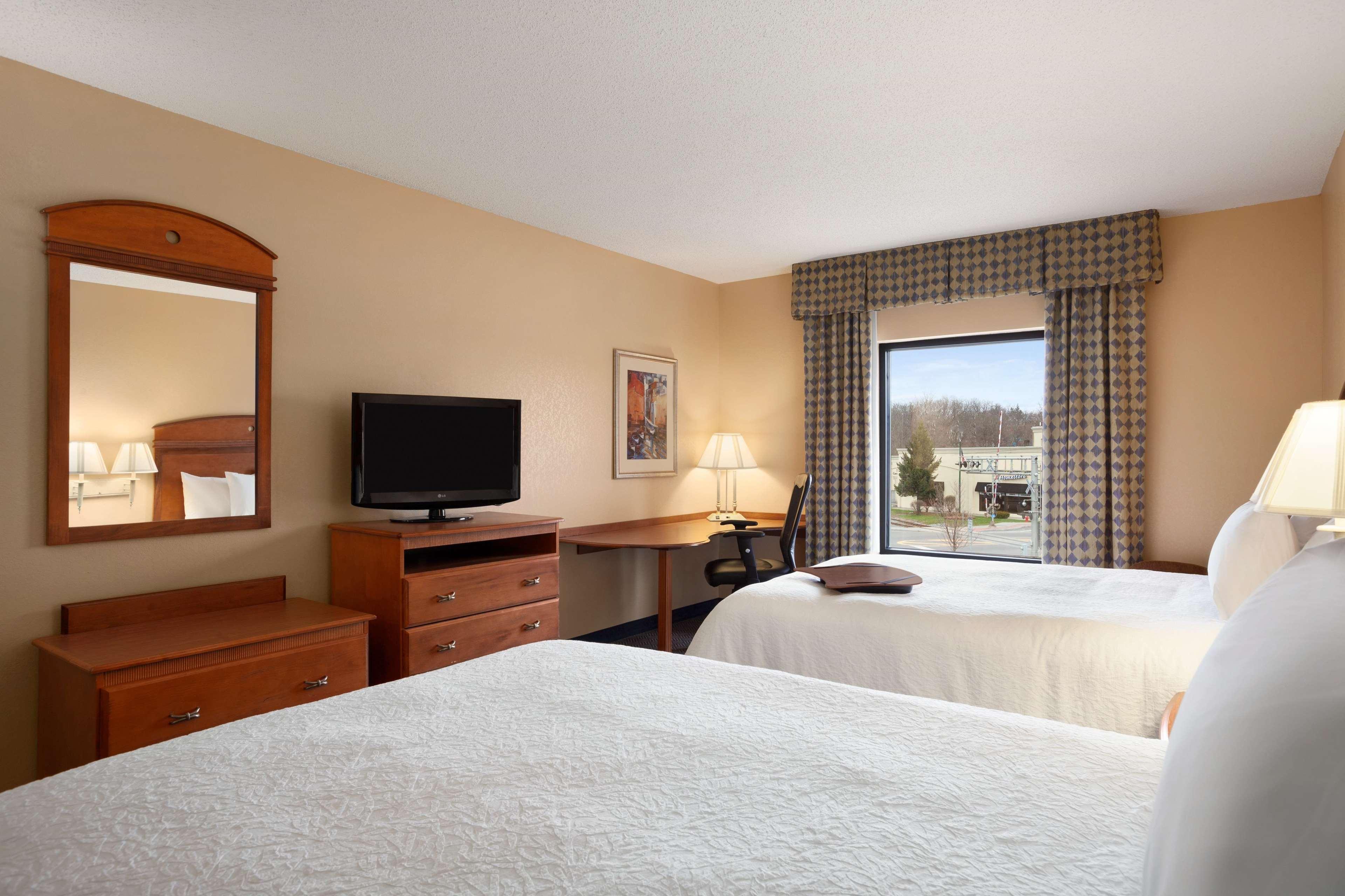 Hampton Inn Geneva Ngoại thất bức ảnh