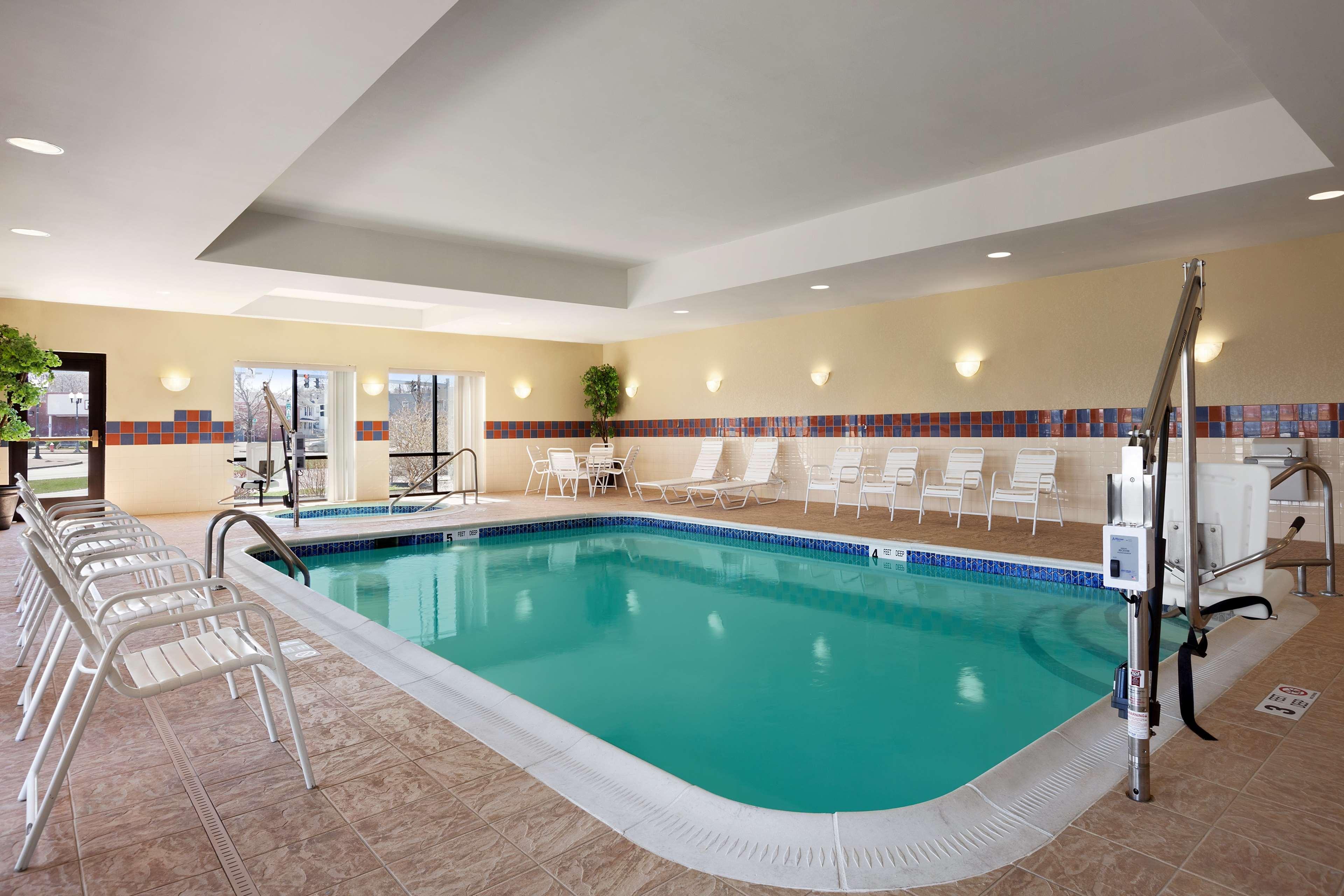 Hampton Inn Geneva Ngoại thất bức ảnh