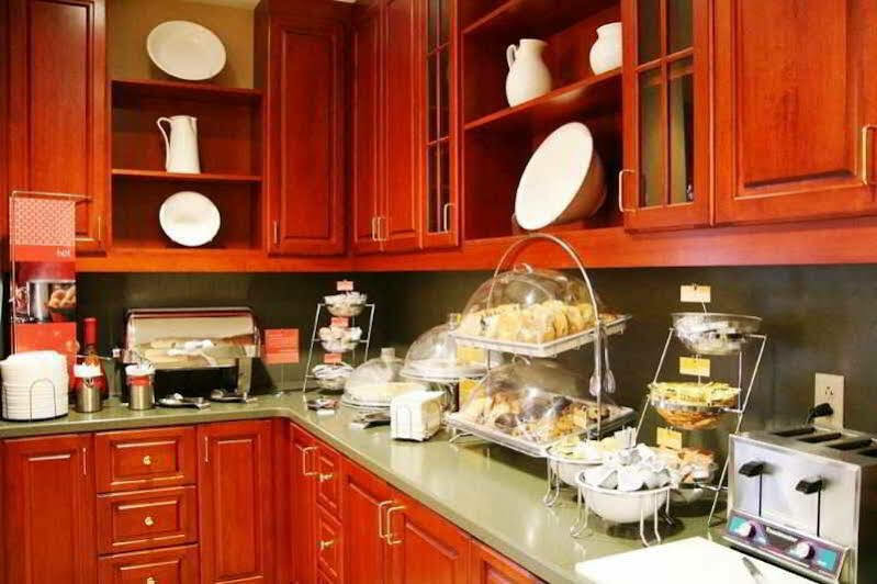 Hampton Inn Geneva Ngoại thất bức ảnh